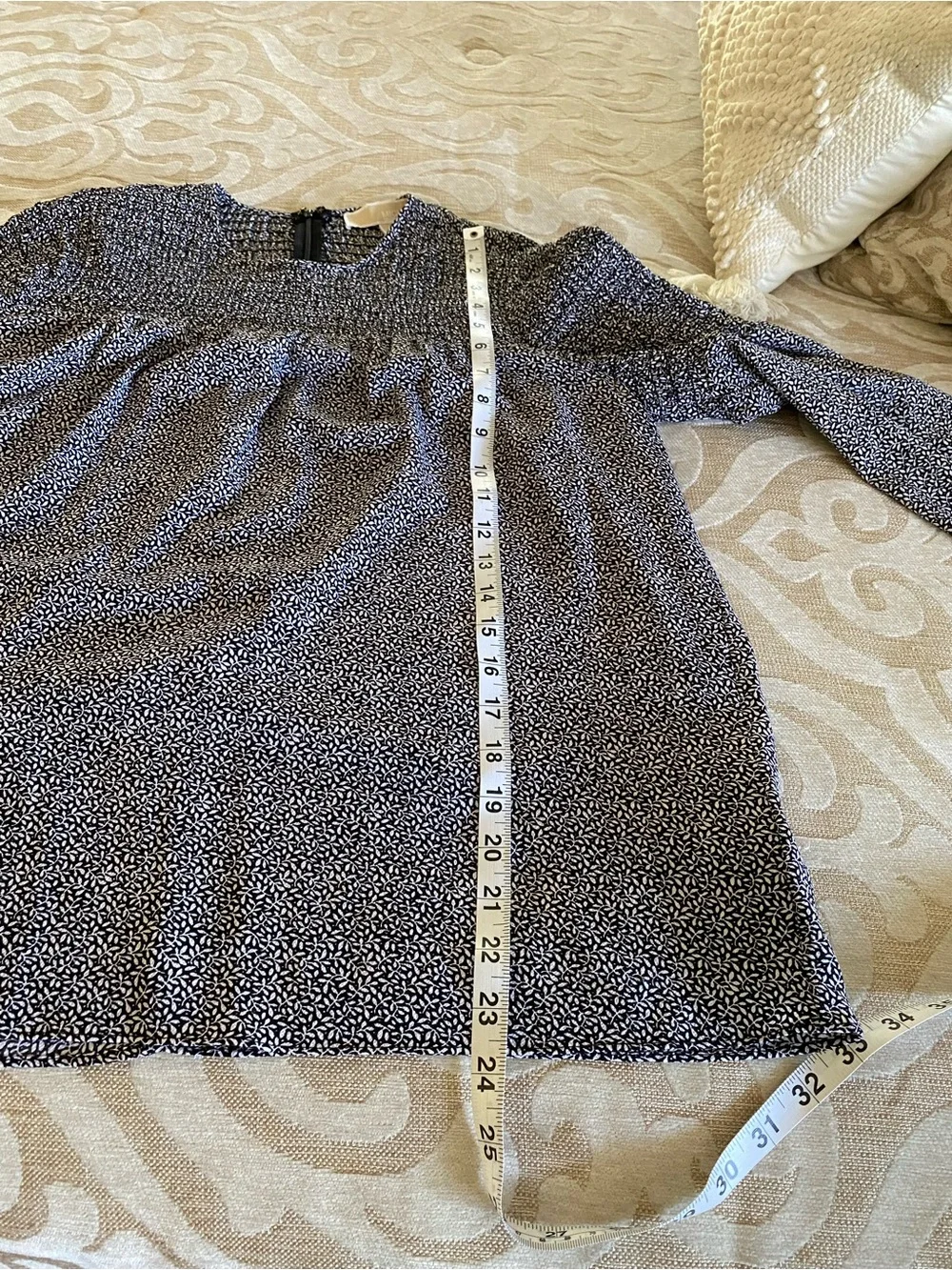 Michael Kors Black White Smocked Tunic Blouse Size S